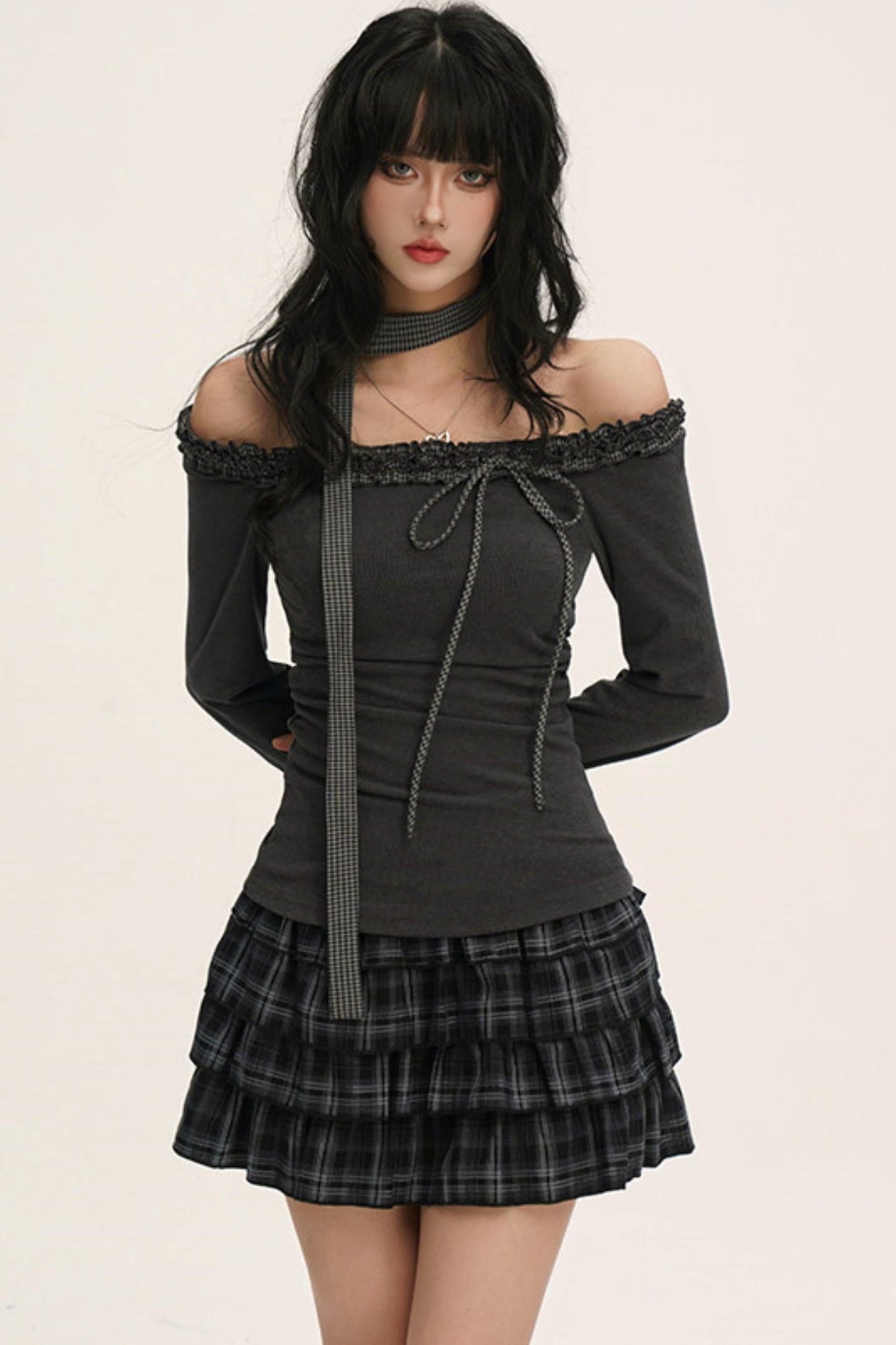 Off-shoulder Ruffle Ribbon Top (with Skinny Long Scarf)