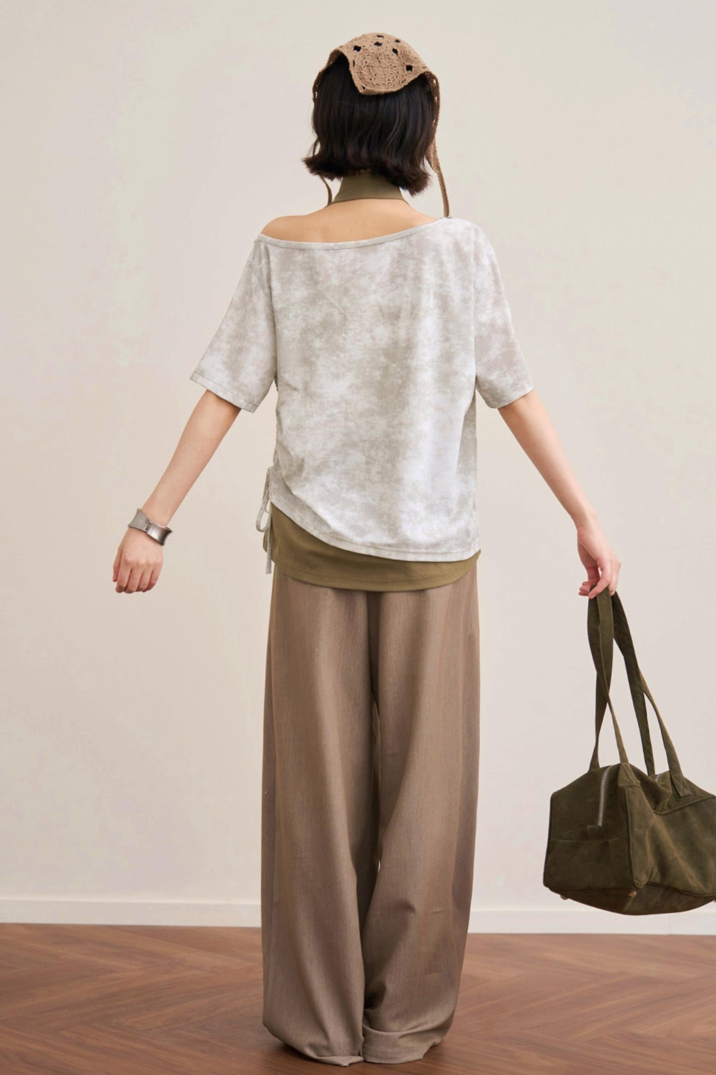 Retro Design Loose Top