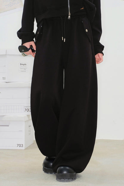Mode Hoodie + Loose Pants