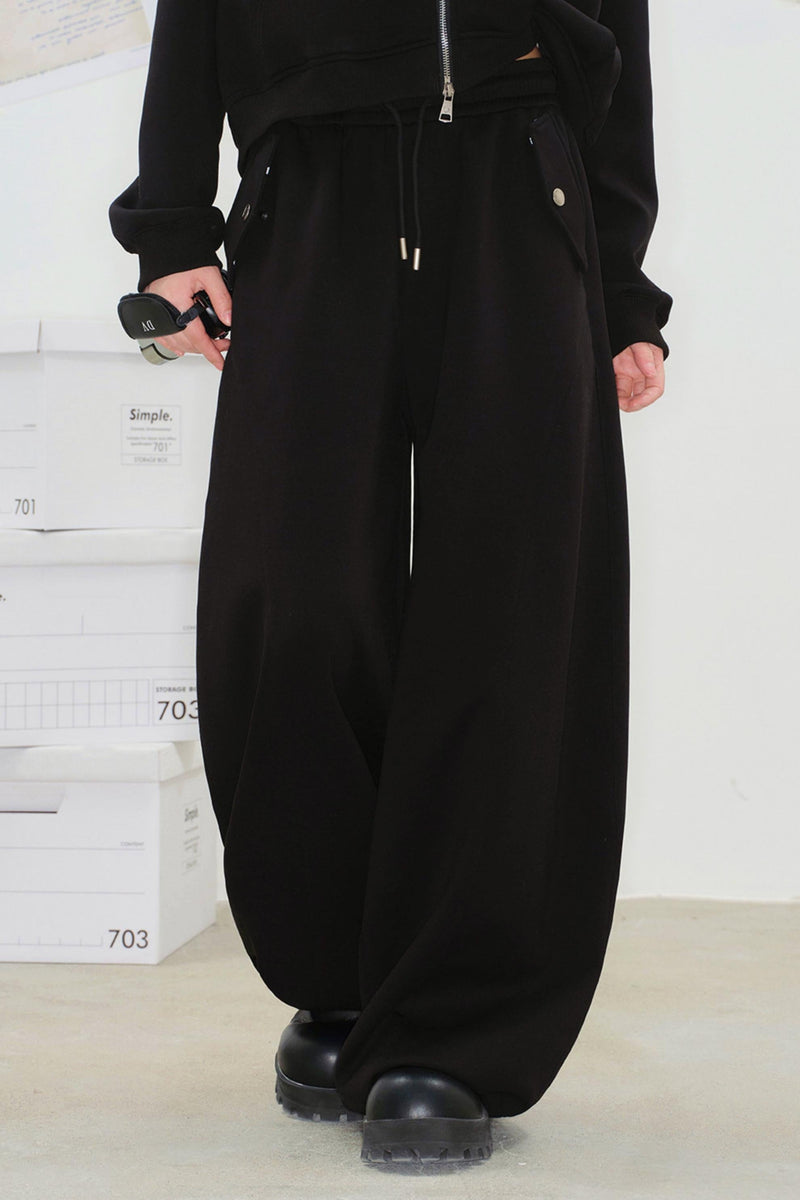 Mode Hoodie + Loose Pants