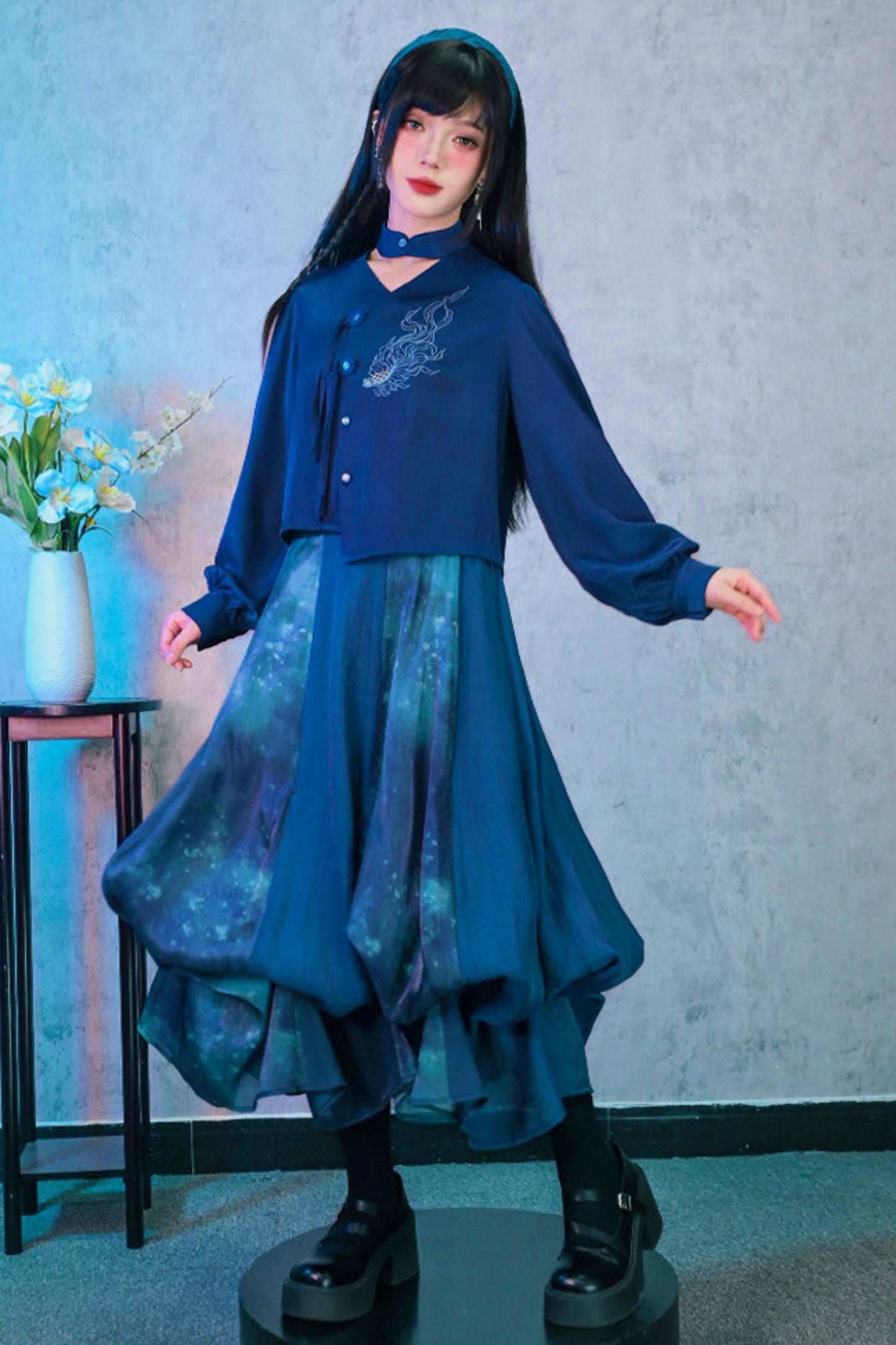 Embroidered Lantern Sleeve Blouse