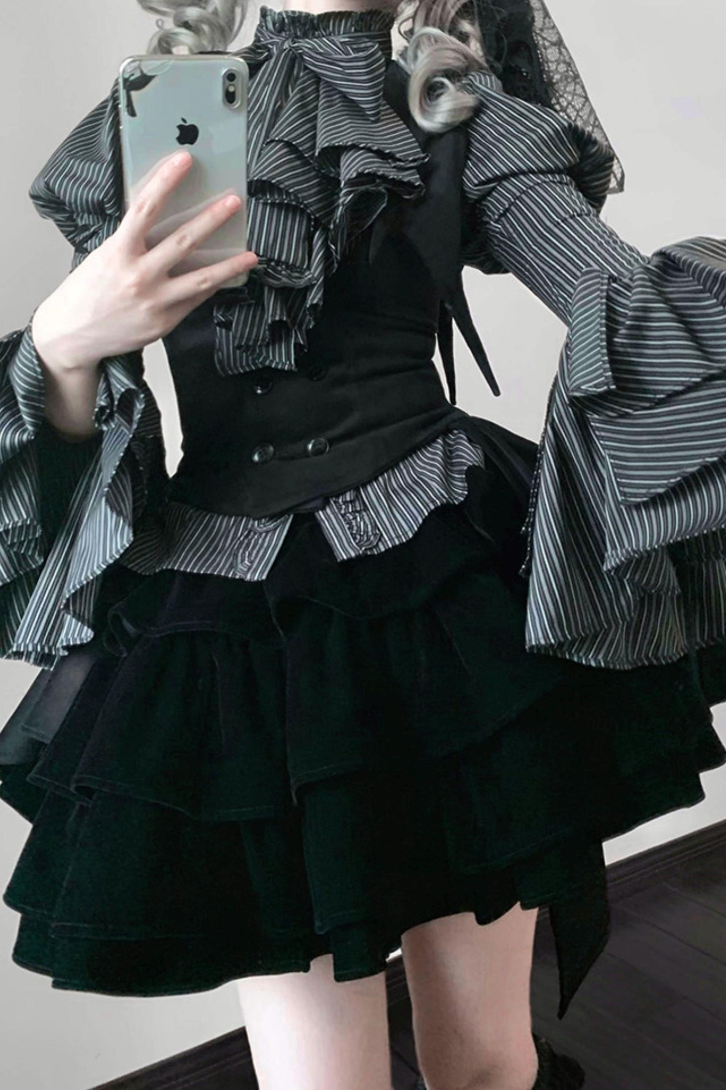 Princess Sleeve Gothic Striped Lolita Blouse