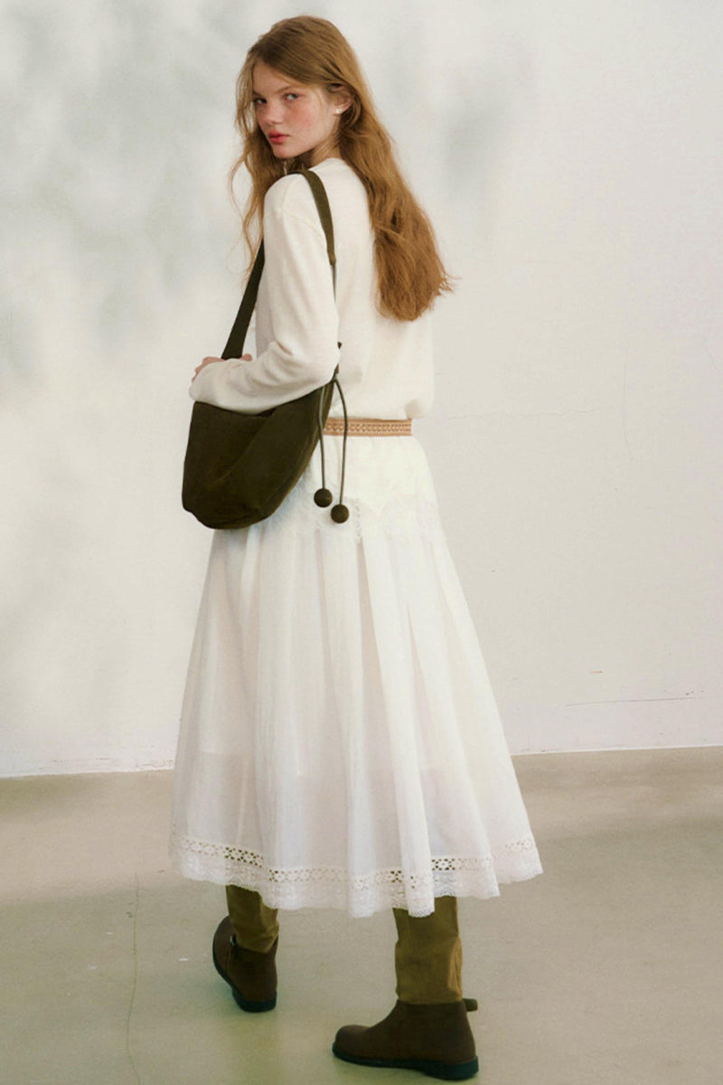 Swinging Silhouette Lace Blouse