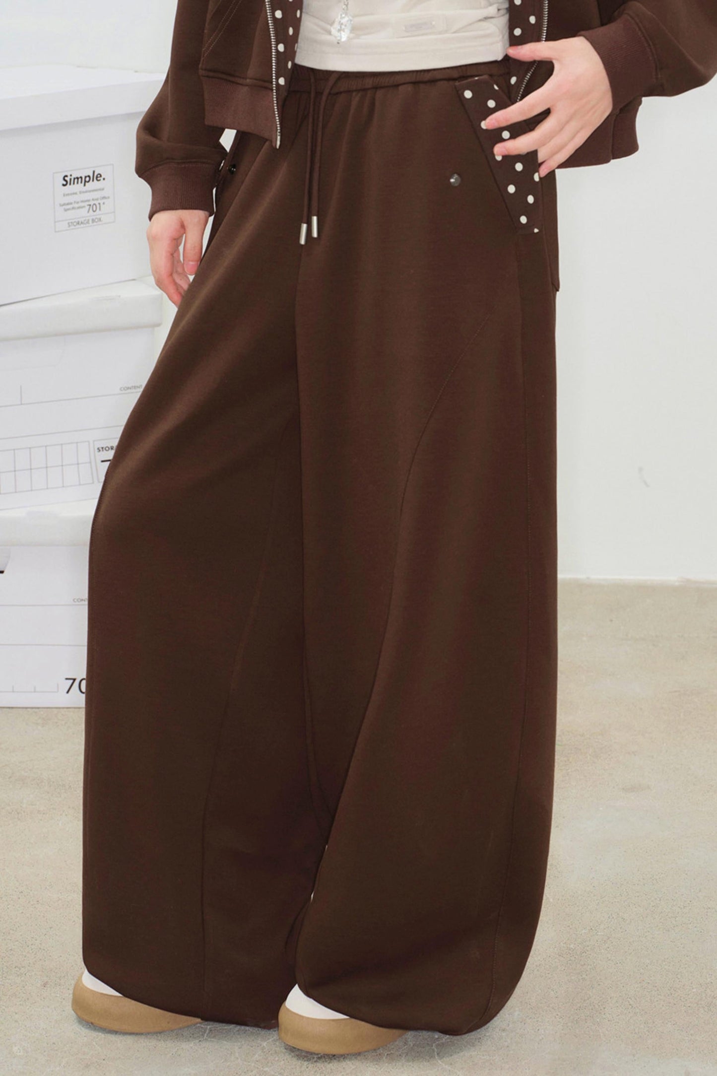 Mode Hoodie + Loose Pants