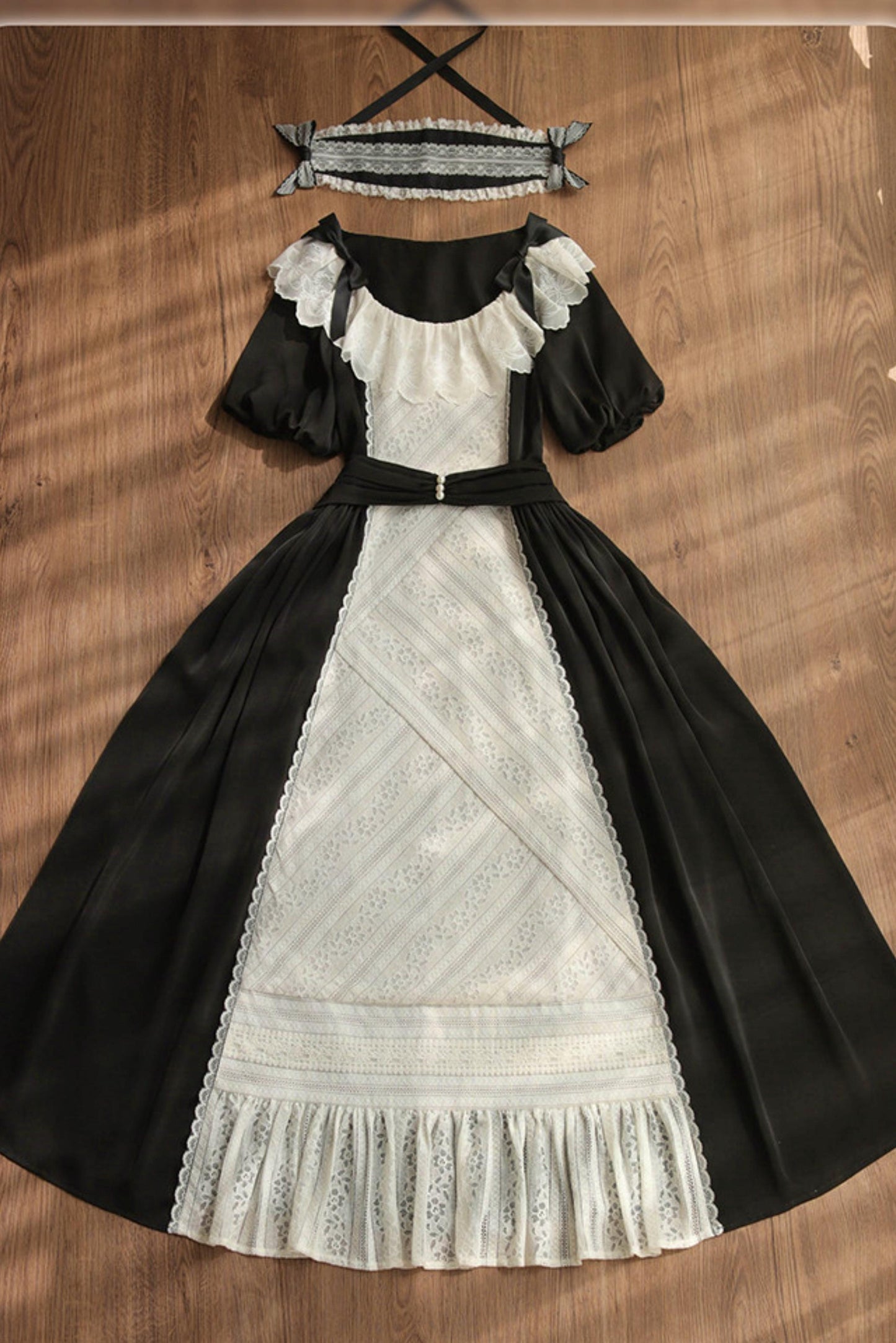 Lace Ribbon Maid Lolita Dress