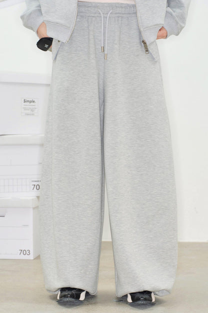 Mode Hoodie + Loose Pants