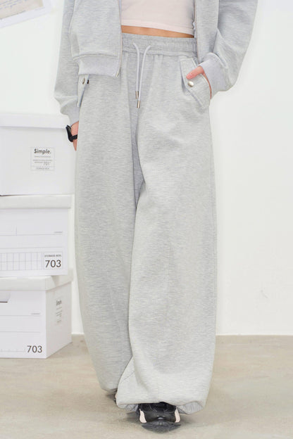 Mode Hoodie + Loose Pants