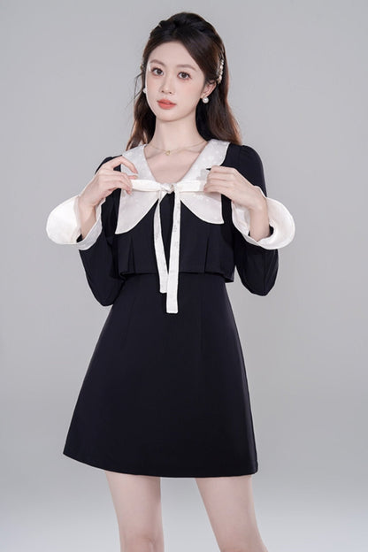 Black Neck Rich Daughter Dress