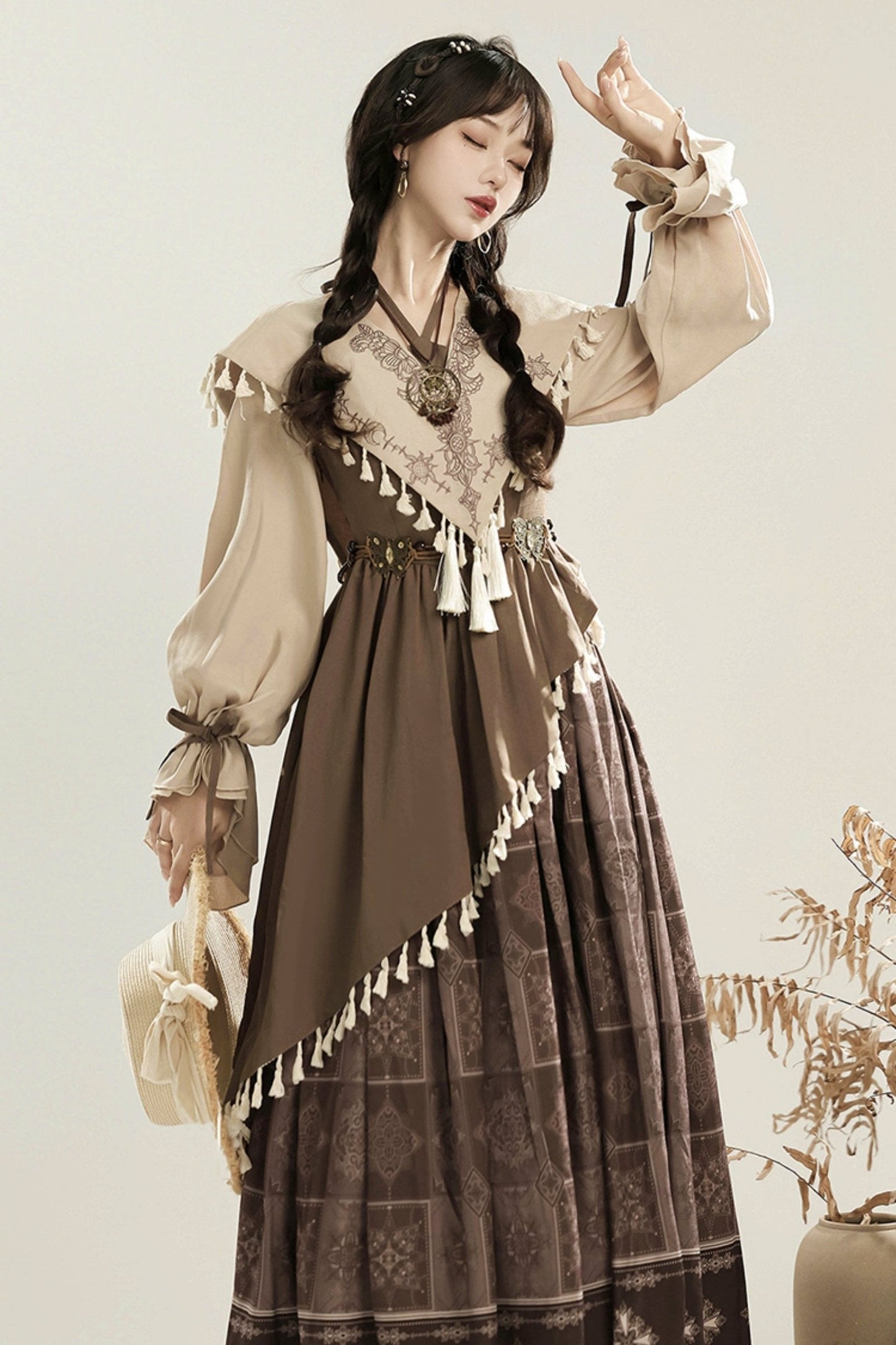 Exotic Retro Chinese-style Dress + Fake Collar