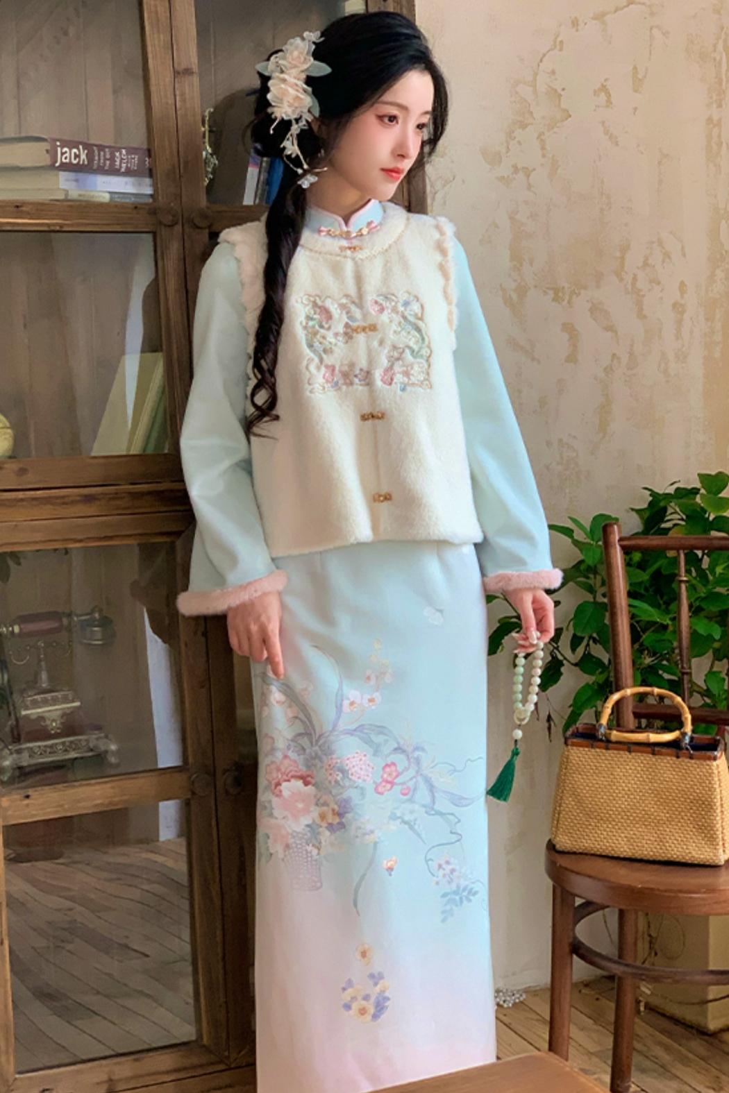 Plush Round Neck Chinese-style Set