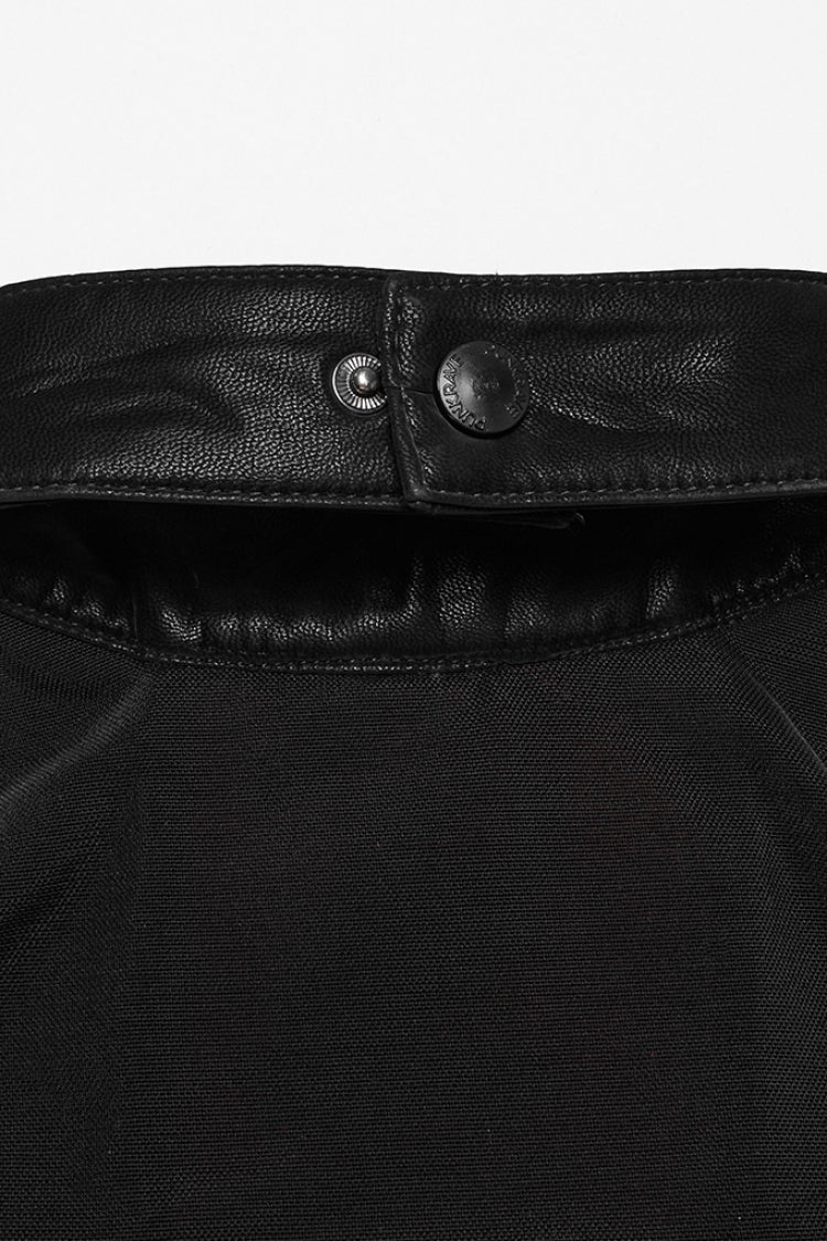 Casually Elegant Garment with a Refined Edge