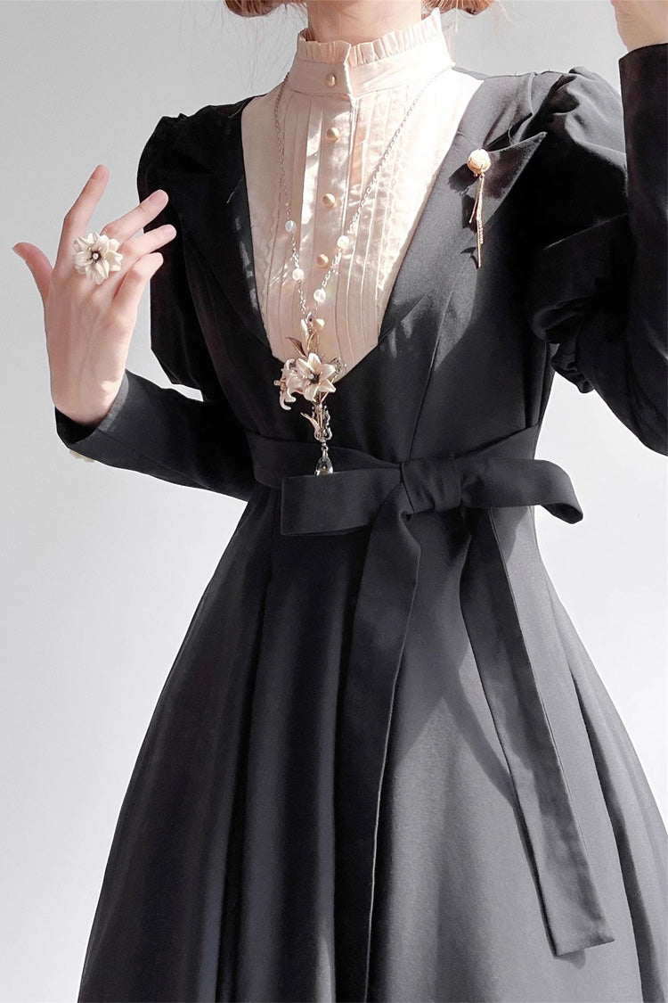 Classic Designed Dress in a Timeless Cut