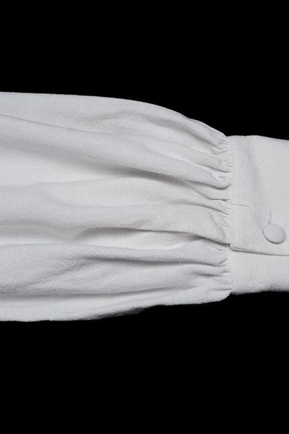 Subtly Elegant Blouse with a Refined Vintage Look