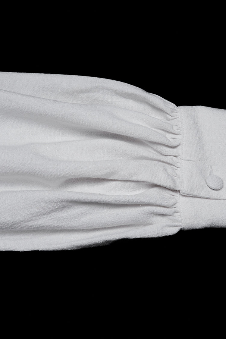 Subtly Elegant Blouse with a Refined Vintage Look