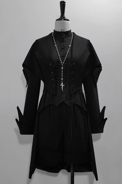 Subtly Elegant Coat with a Refined Vintage Look