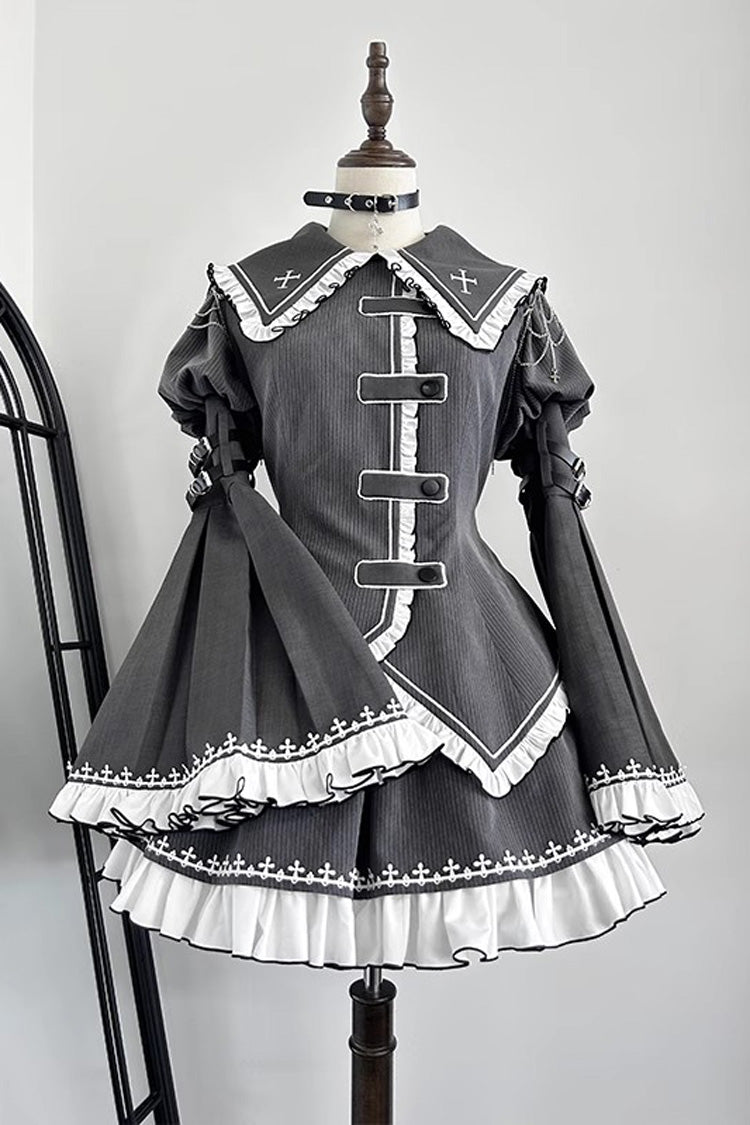 Finely Styled Garment with a Classic Vintage Look