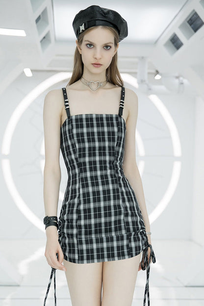 Casually Elegant Dress with a Refined Edge