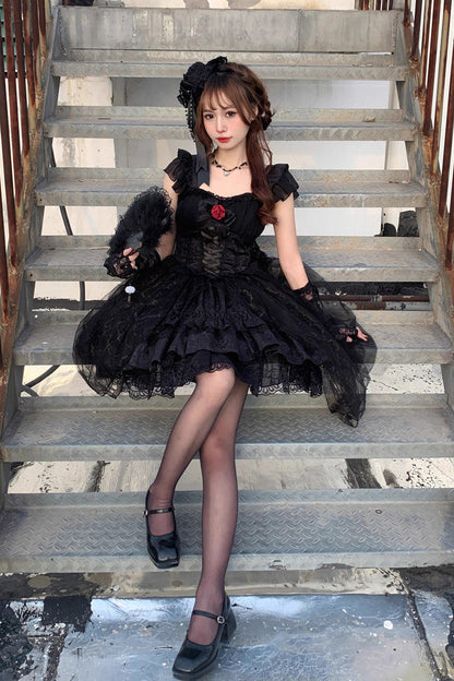 Beautifully Crafted Dress in a Classic Style