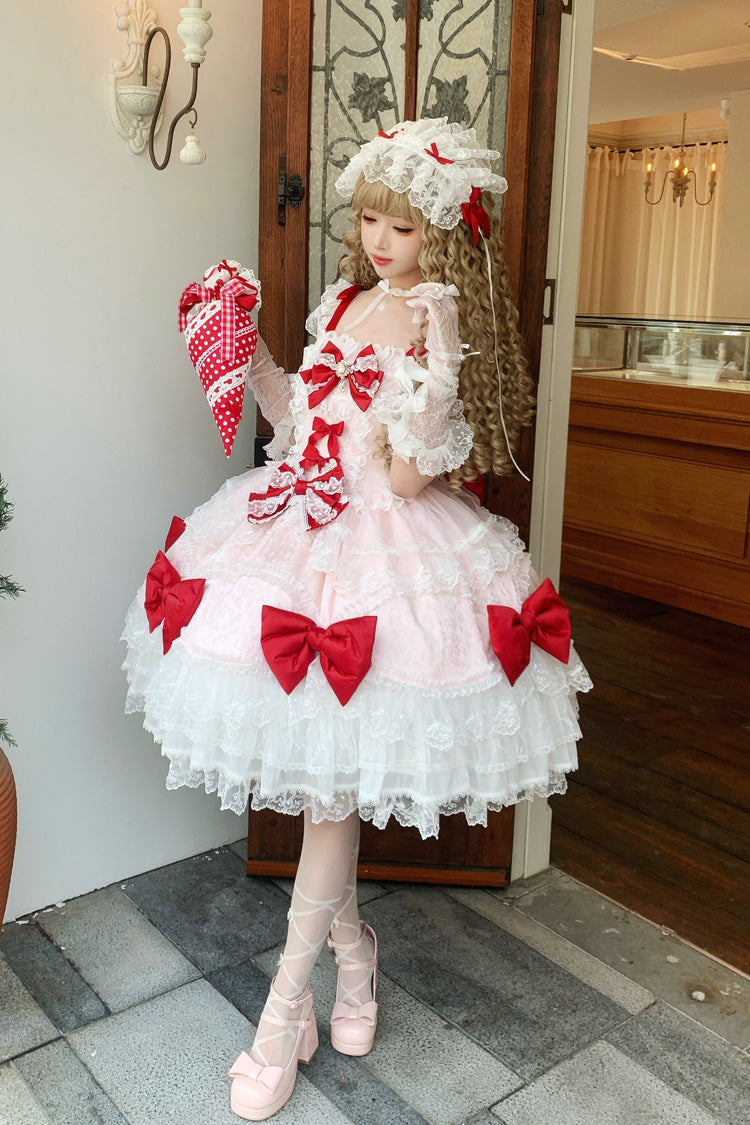 Finely Styled Dress with a Classic Vintage Look