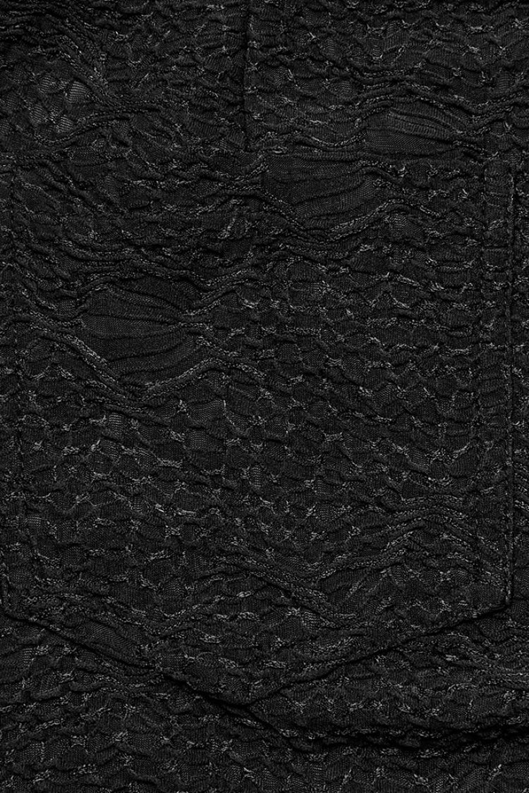 Beautifully Finished Garment in a Timeless Design