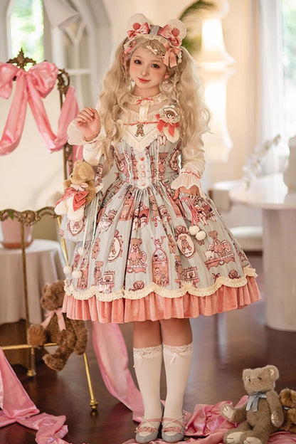 Finely Styled Dress with a Classic Vintage Look