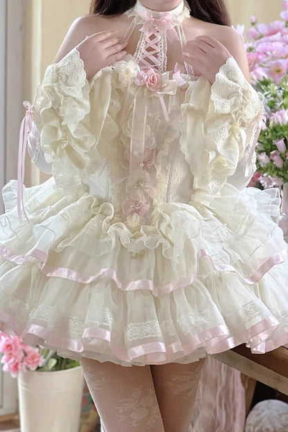 Subtly Elegant Dress with a Refined Vintage Look
