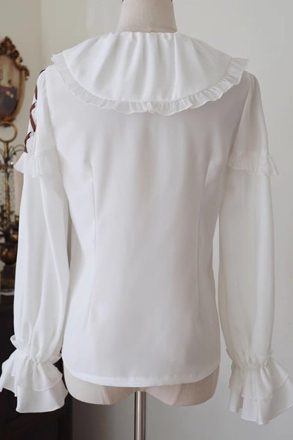 Beautifully Finished Blouse in a Timeless Design