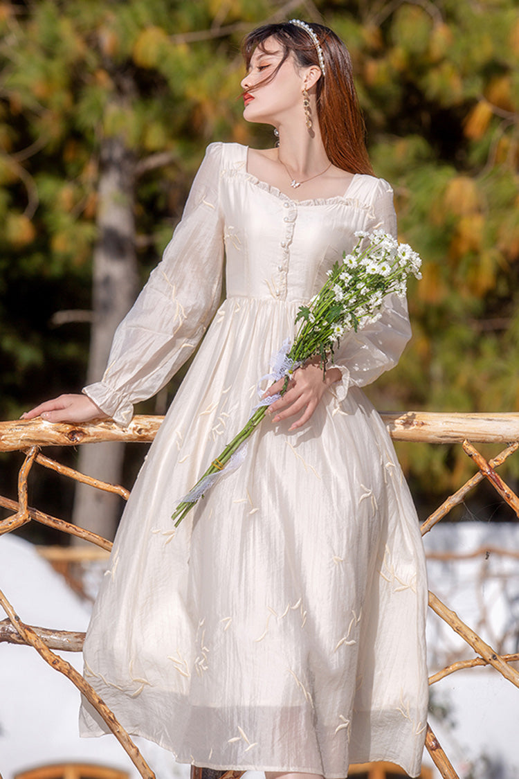 Subtly Elegant Dress with a Refined Vintage Look
