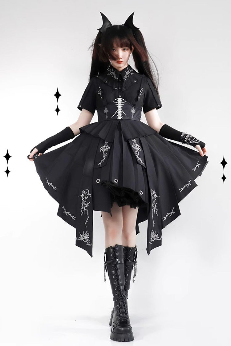Finely Styled Dress with a Classic Vintage Look