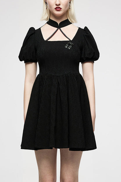 Finely Styled Dress with a Classic Vintage Look