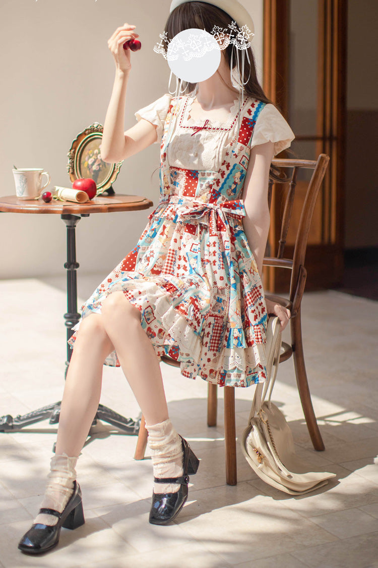 Finely Styled Dress with a Classic Vintage Look