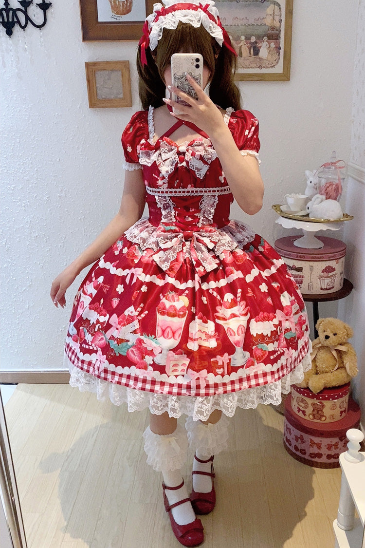 Finely Styled Dress with a Classic Vintage Look