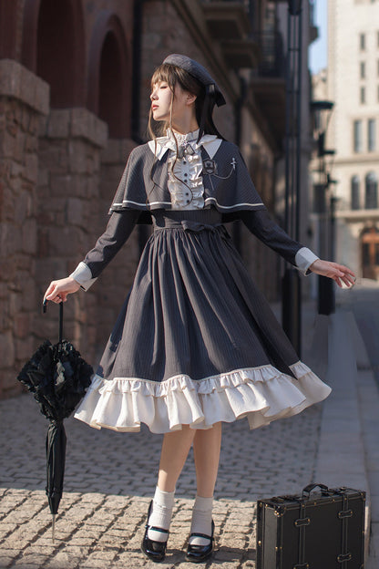 Classic Vintage Dress with a Flattering Fit