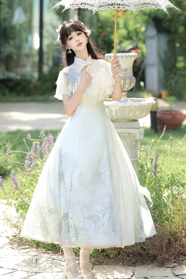 Finely Styled Dress with a Classic Vintage Look