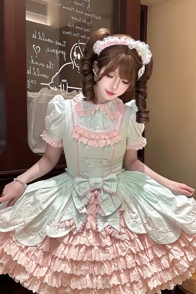 Finely Styled Dress with a Classic Vintage Look