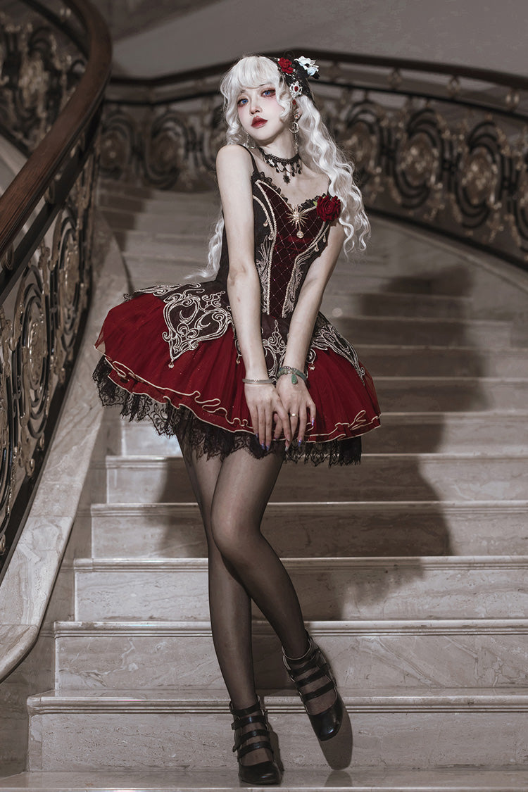 Finely Styled Dress with a Classic Vintage Look
