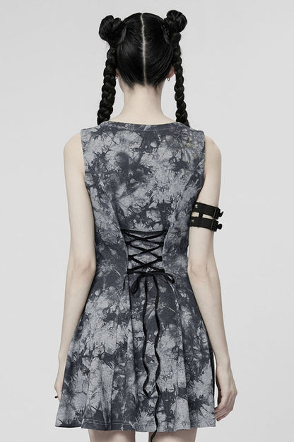 Subtly Elegant Dress with a Refined Vintage Look