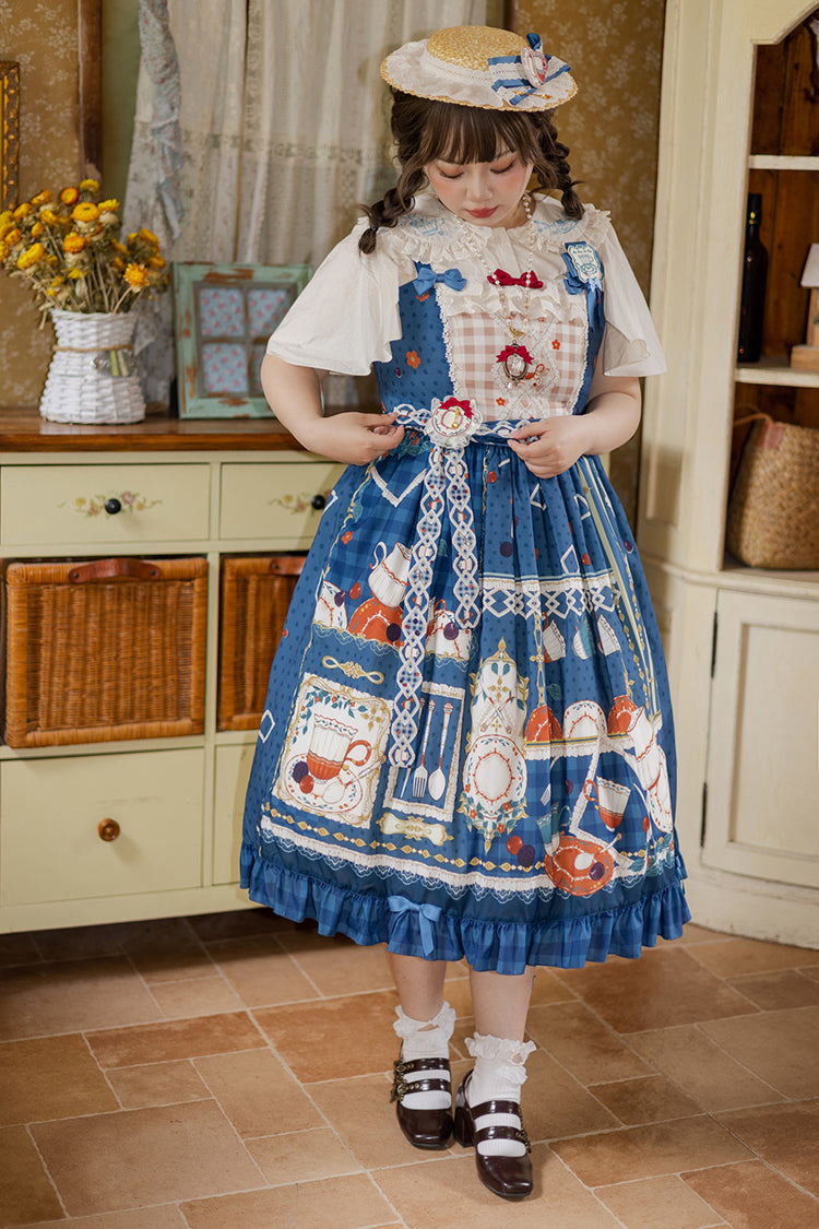 Finely Styled Dress with a Classic Vintage Look