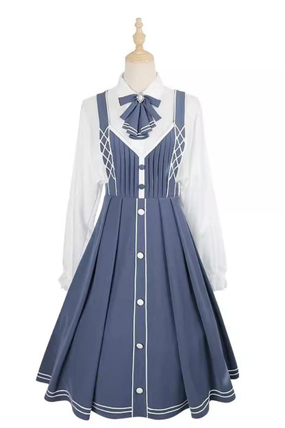 Finely Styled Dress with a Classic Vintage Look