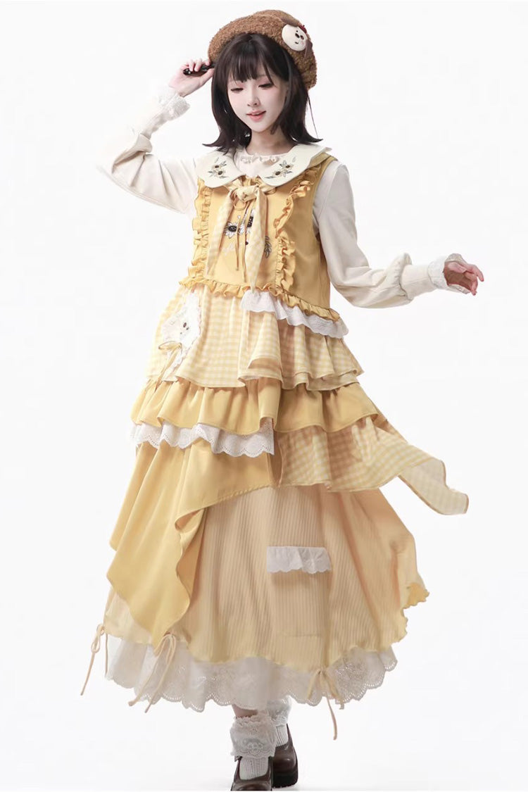 Finely Styled Dress with a Classic Vintage Look