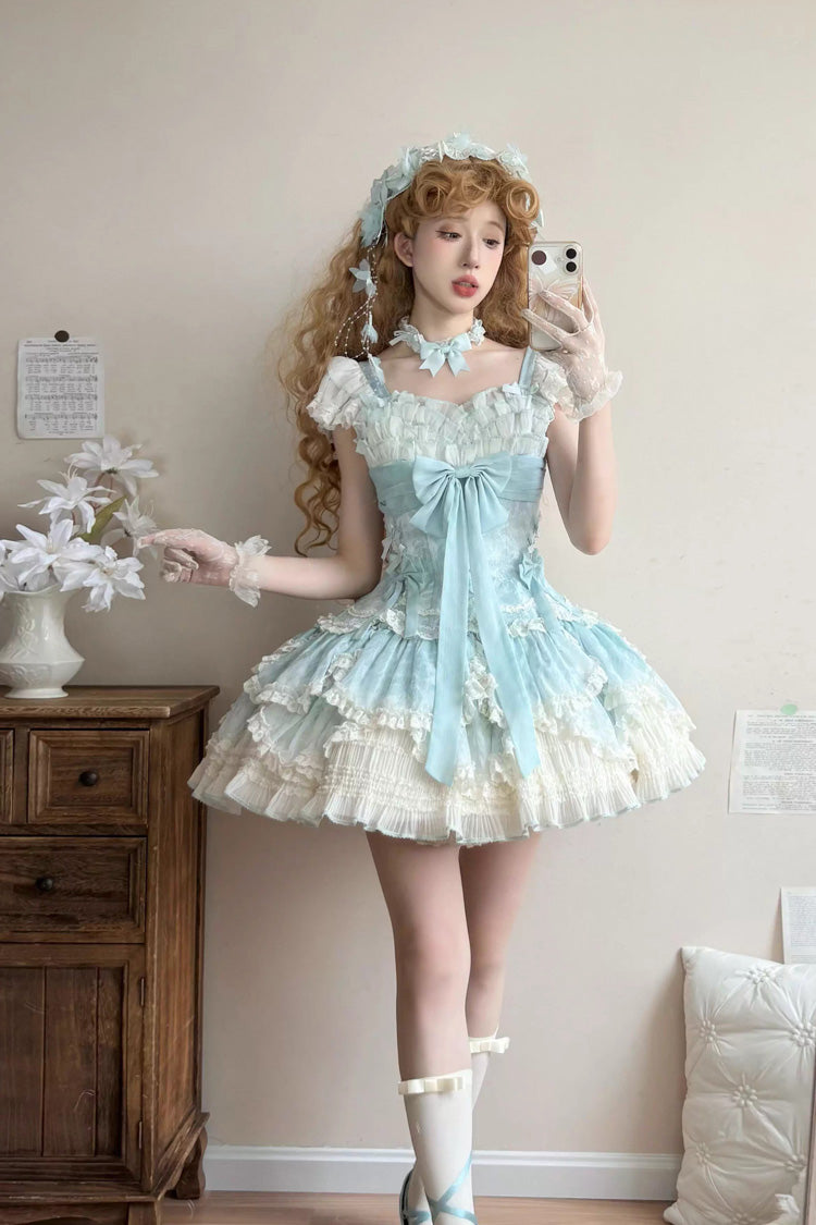 Subtly Elegant Dress with a Refined Vintage Look