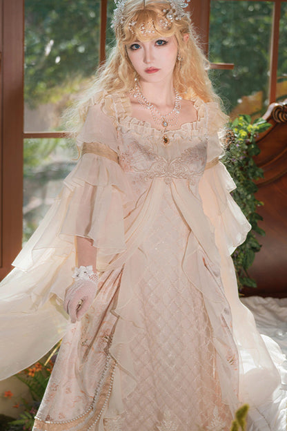 Classic Designed Dress in a Timeless Cut