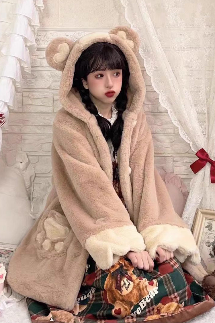 Subtly Elegant Coat with a Refined Vintage Look