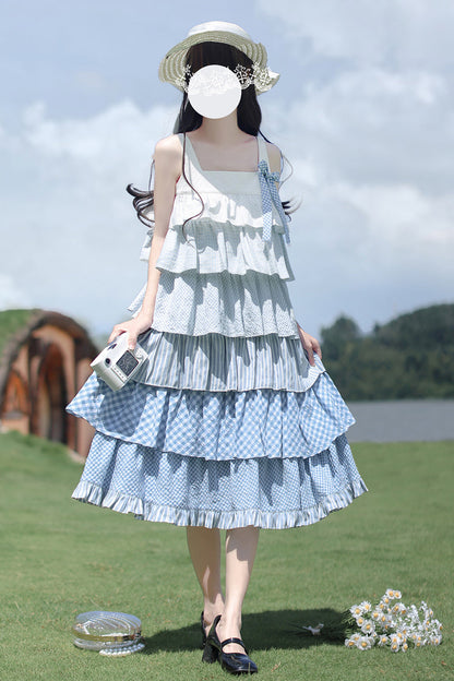 Subtly Elegant Dress with a Refined Vintage Look