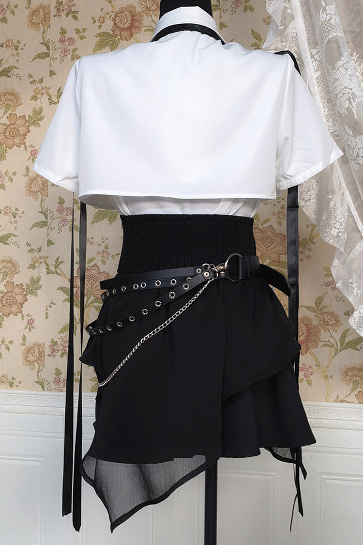 Beautifully Finished Blouse in a Timeless Design