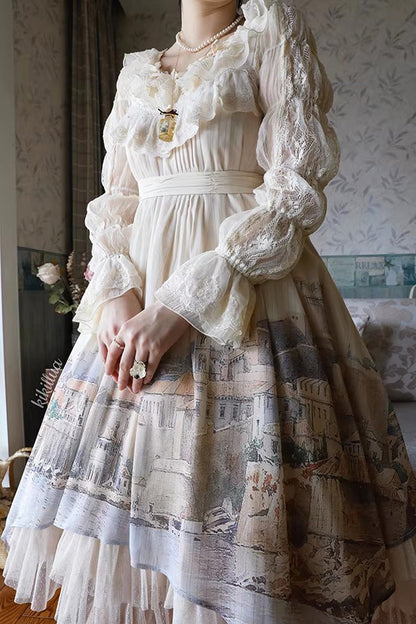 Finely Styled Dress with a Classic Vintage Look