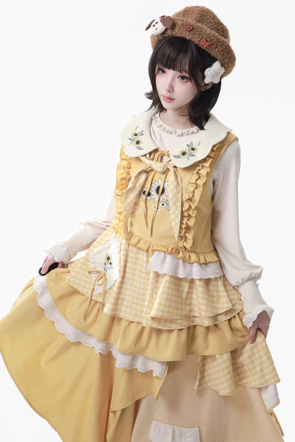 Finely Styled Dress with a Classic Vintage Look