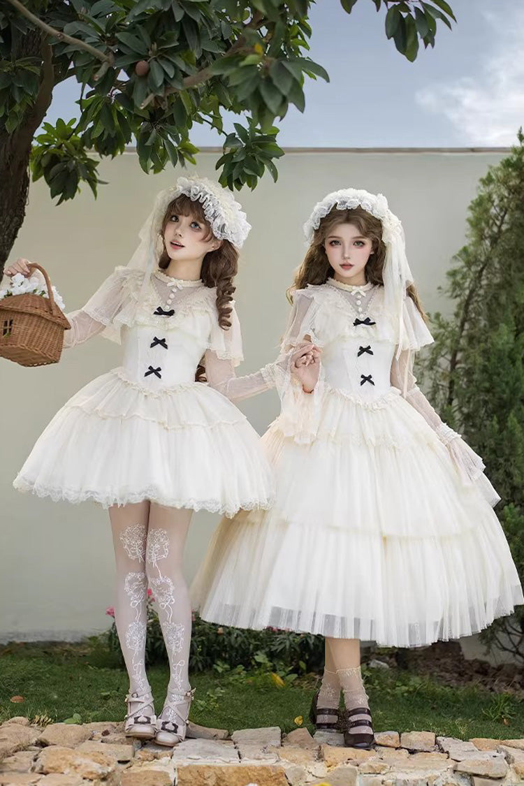 Finely Styled Dress with a Classic Vintage Look