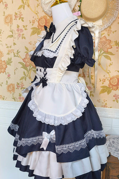 Casually Elegant Dress with a Refined Edge
