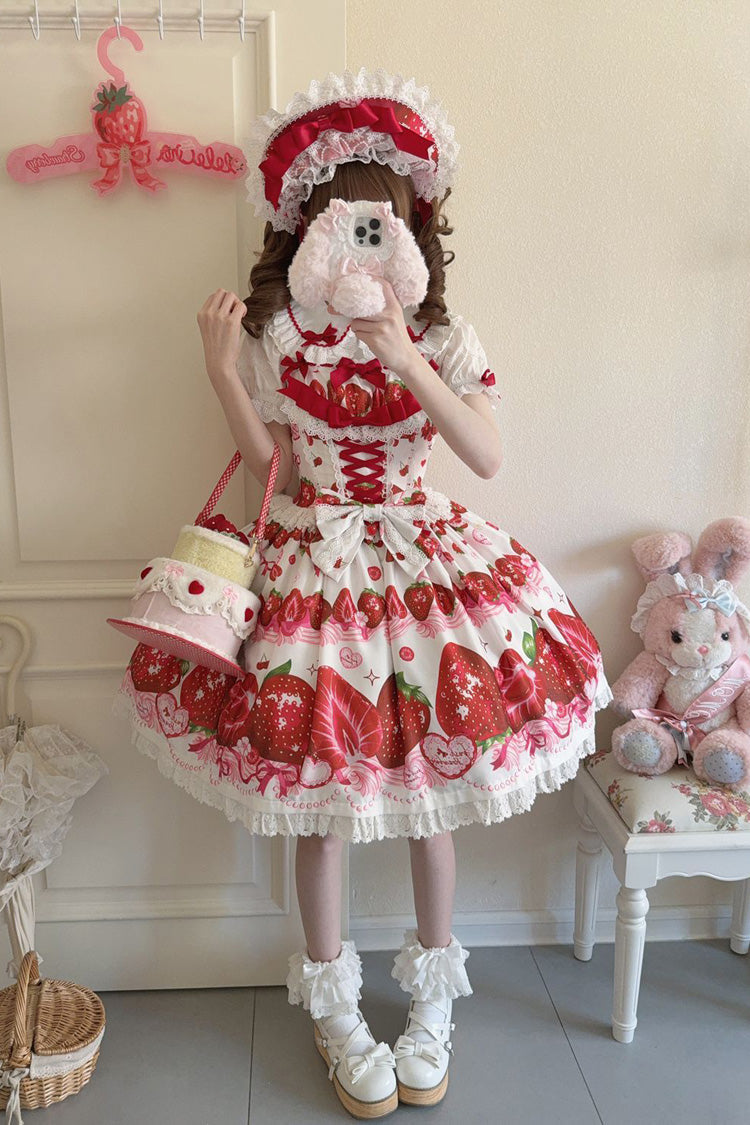 Finely Styled Dress with a Classic Vintage Look